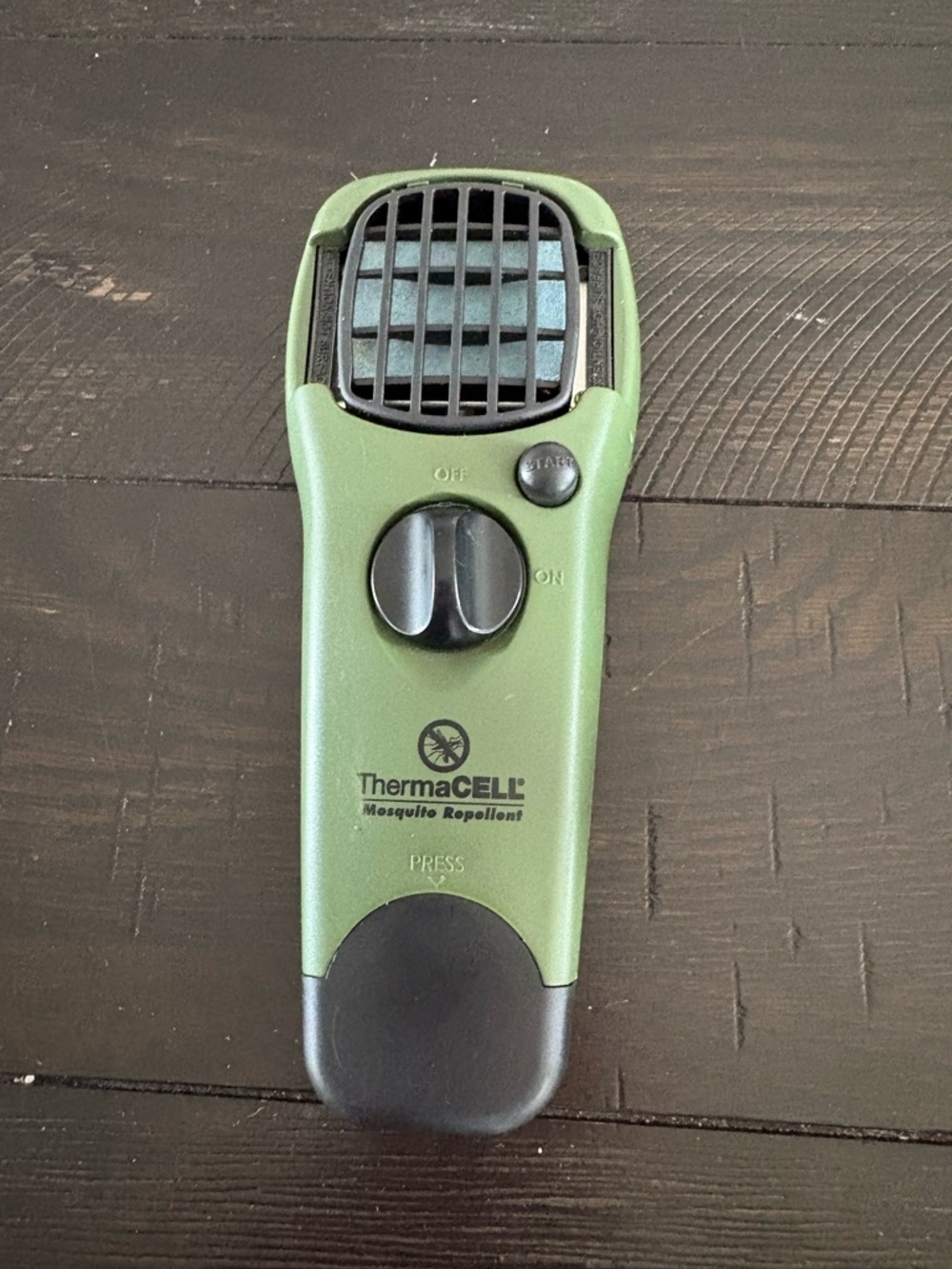 Thermacell  Portable mosquito repellent, appliance